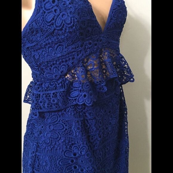 Guess blue lace dress. - Picture 6 of 8